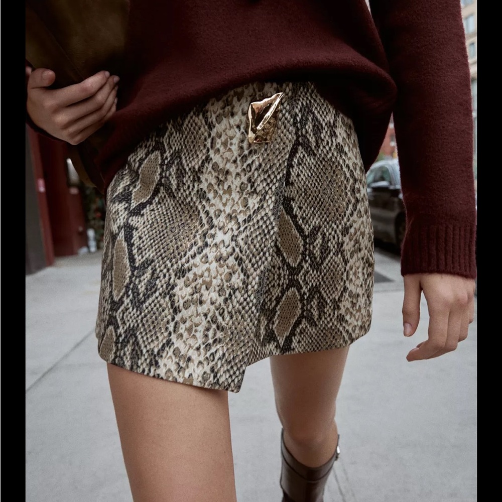 ZARA Snake skin Asymmetrical Skirt